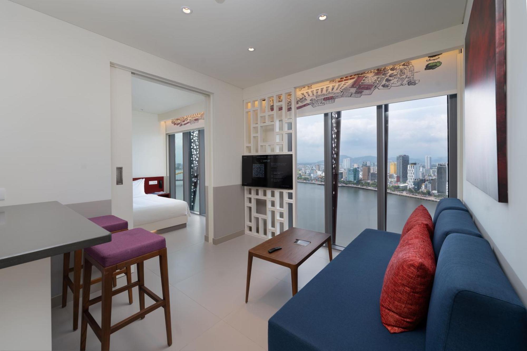 Wink Icon Hotel Danang Riverside - Luxury Suites - 24Hrs Stay & Rooftop Pool Bar Eksteriør bilde