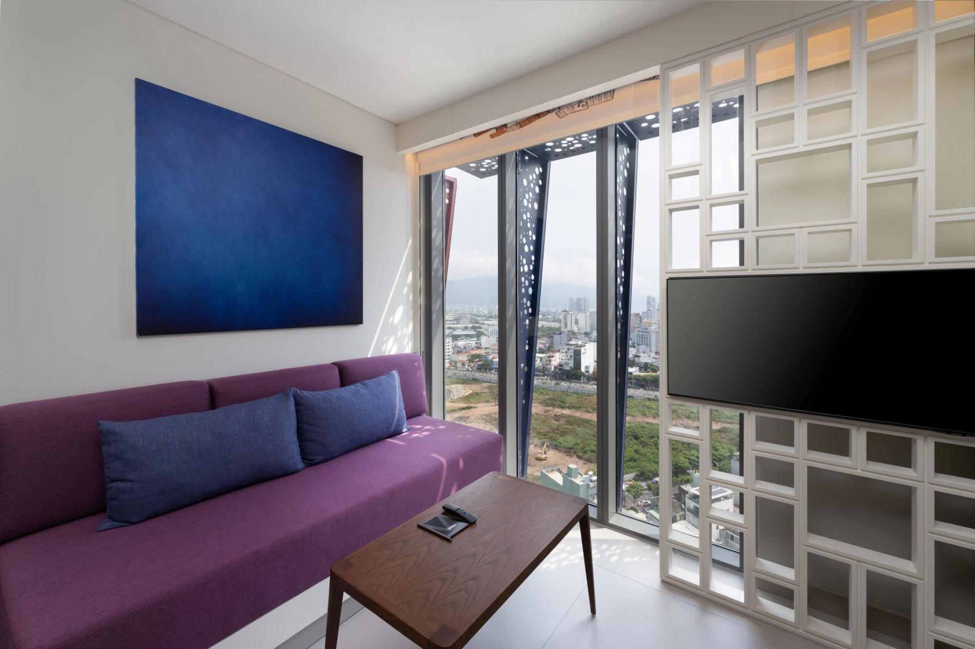 Wink Icon Hotel Danang Riverside - Luxury Suites - 24Hrs Stay & Rooftop Pool Bar Eksteriør bilde