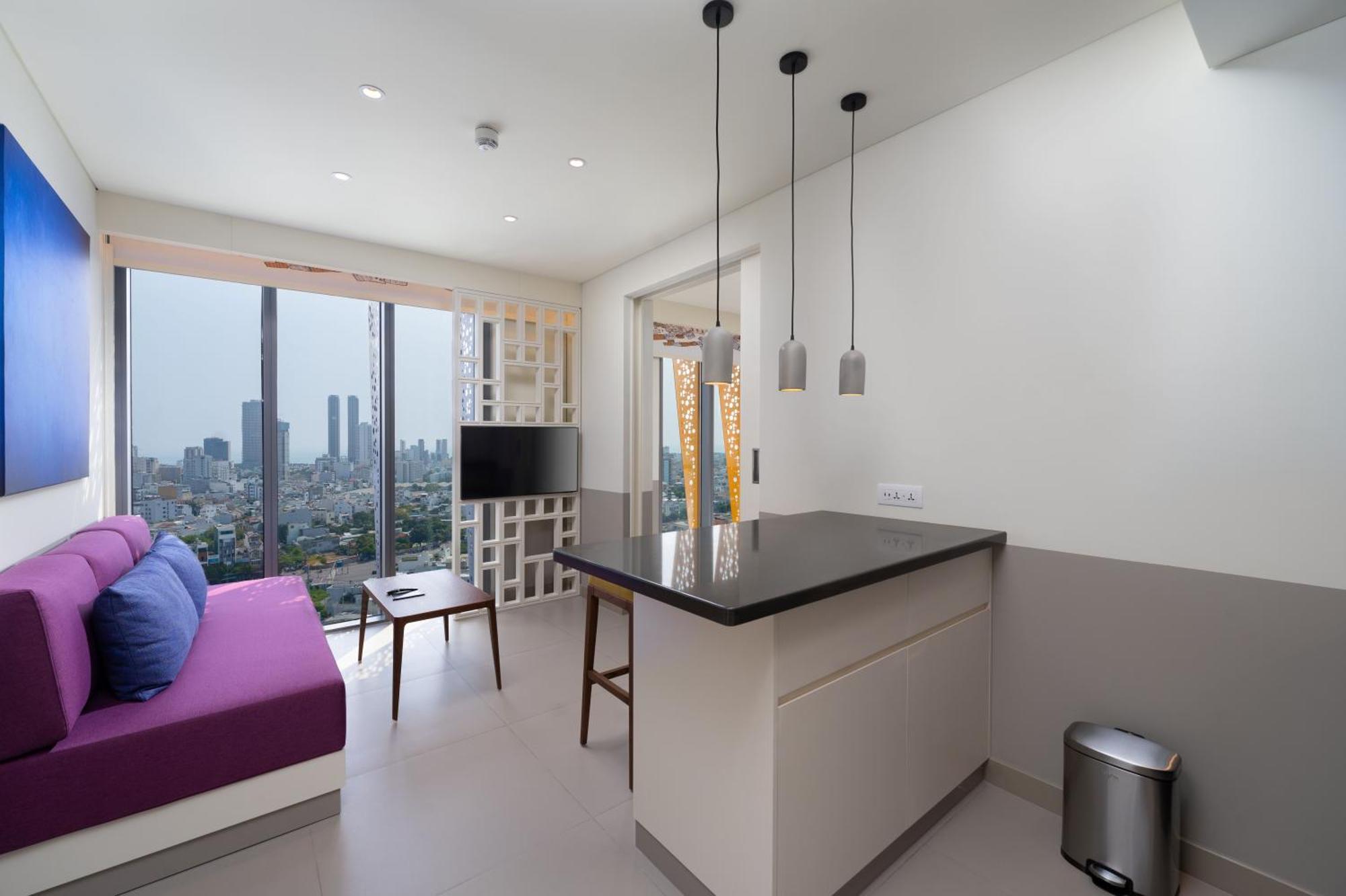 Wink Icon Hotel Danang Riverside - Luxury Suites - 24Hrs Stay & Rooftop Pool Bar Eksteriør bilde